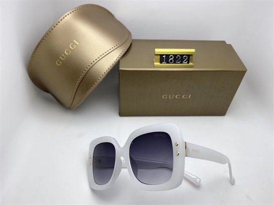 Gucci Sunglass A 052
